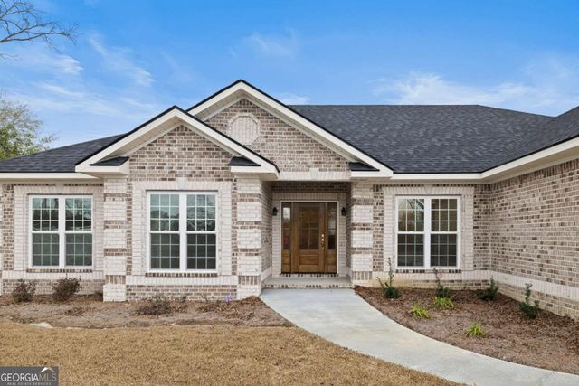 103 Abbie Lane, Glennville, GA 30427