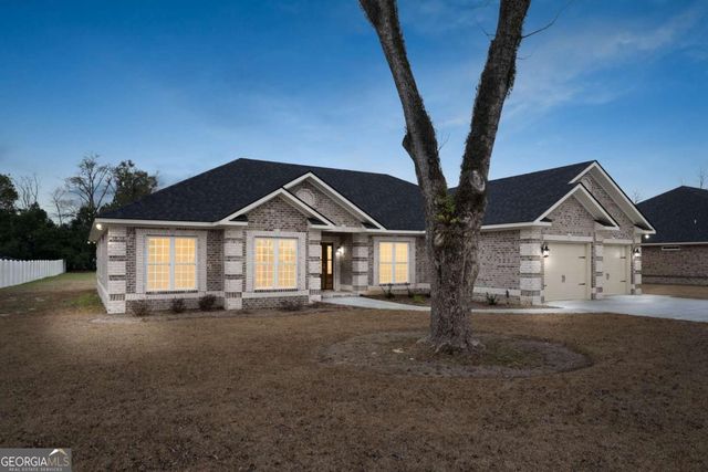 103 Abbie Lane, Glennville, GA 30427