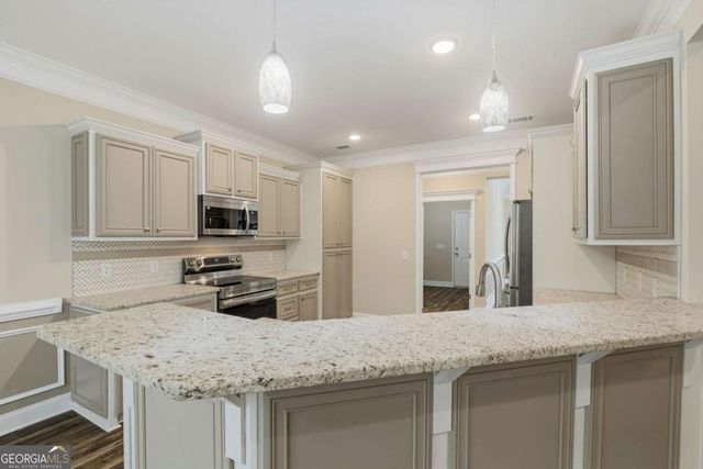 103 Abbie Lane, Glennville, GA 30427