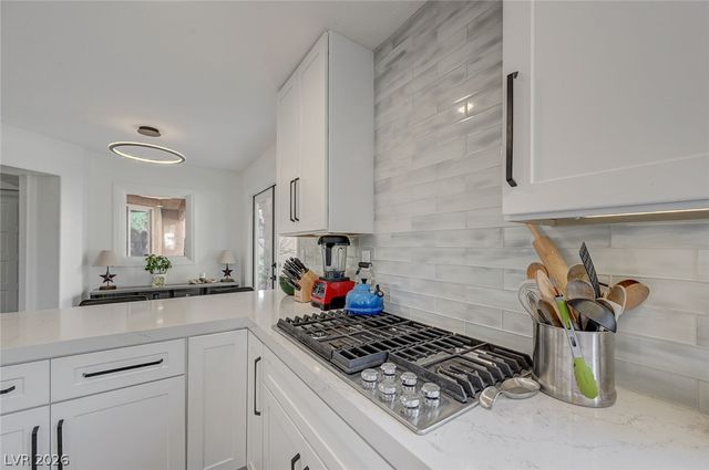 7615 Spanish Bay Drive, Las Vegas, NV 89113