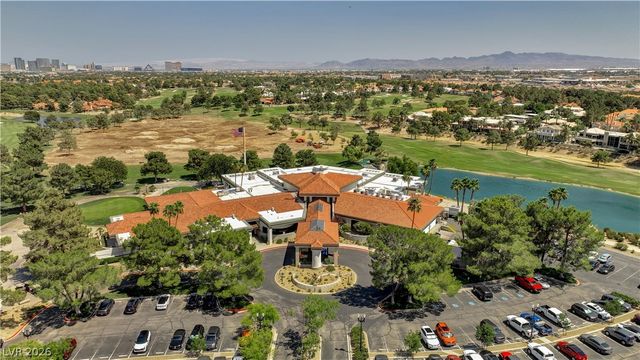 7615 Spanish Bay Drive, Las Vegas, NV 89113