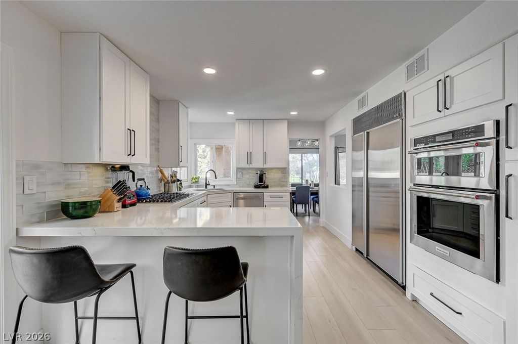 7615 Spanish Bay Drive, Las Vegas, NV 89113 — photo 2