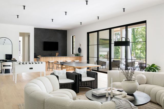 9052 Passiflora Ct, College Grove, TN 37046