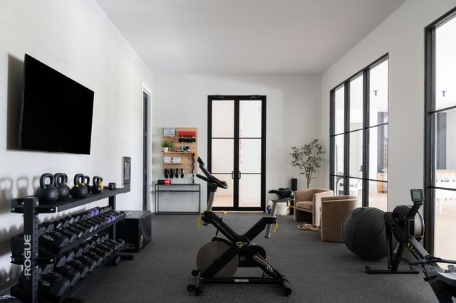 9052 Passiflora Ct, College Grove, TN 37046