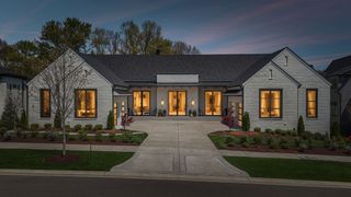 9052 Passiflora Ct, College Grove, TN 37046