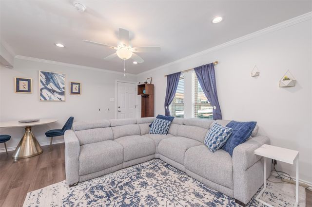 5076 Matilda Street 227, Dallas, TX 75206