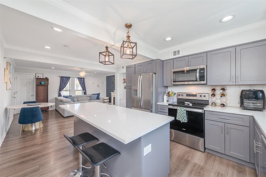 5076 Matilda Street 227, Dallas, TX 75206