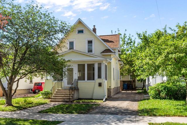 523 W BENT AVENUE, Oshkosh, WI 54901