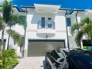 4433 N Aqua Bella Ln 4433, Dania Beach, FL 33312