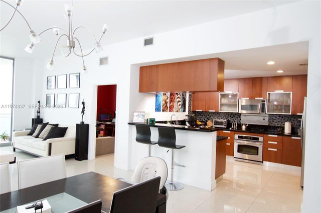 7901 Hispanola Ave 1201, North Bay Village, FL 33141