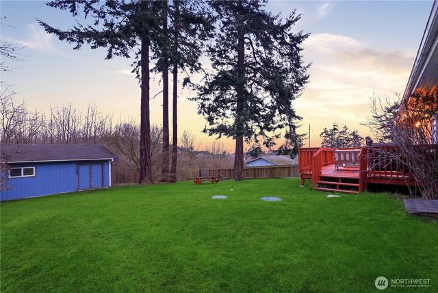 2569 Airline Way, Oak Harbor, WA 98277