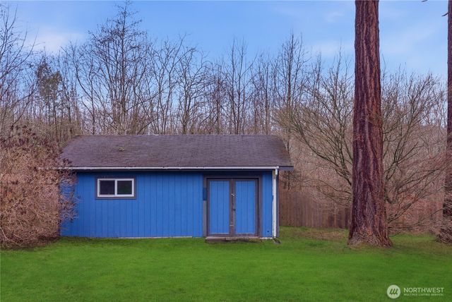 2569 Airline Way, Oak Harbor, WA 98277