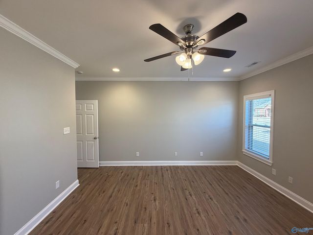 945 Tracey Lane, Decatur, AL 35603