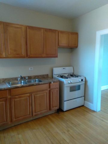 803 Case Street 3, Evanston, IL 60202