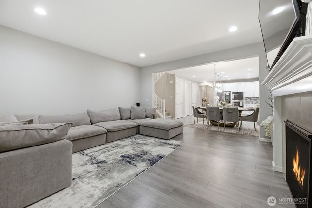 12813 193rd Avenue E, Bonney Lake, WA 98391