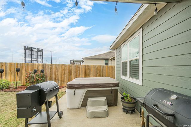 1418 Prynne St, New Braunfels, TX 78130