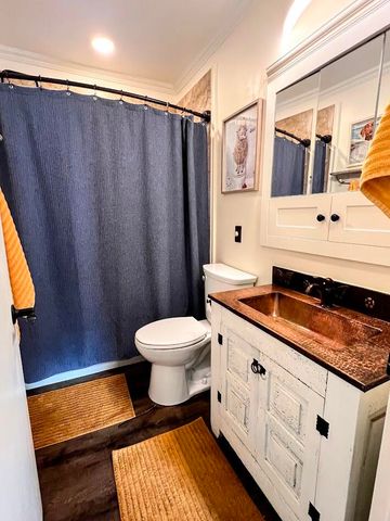 827 Eason Court, La Porte, IN 46350