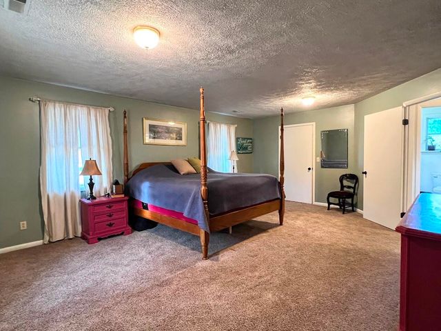 827 Eason Court, La Porte, IN 46350