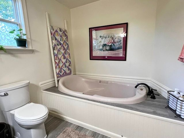 827 Eason Court, La Porte, IN 46350