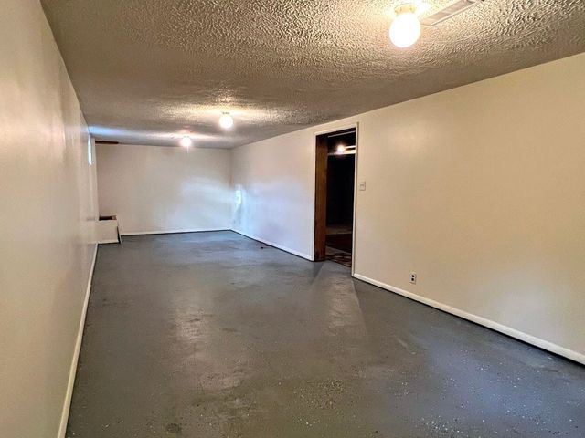 827 Eason Court, La Porte, IN 46350