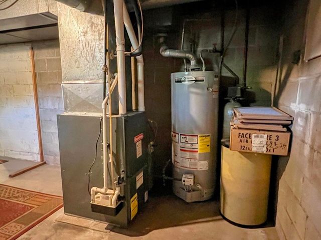 827 Eason Court, La Porte, IN 46350