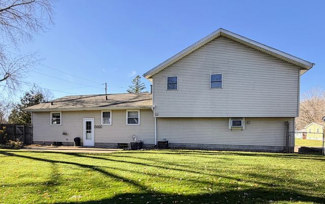 827 Eason Court, La Porte, IN 46350