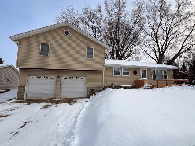 827 Eason Court, La Porte, IN 46350