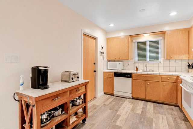 1313 De Cesari Avenue, Madera, CA 93637