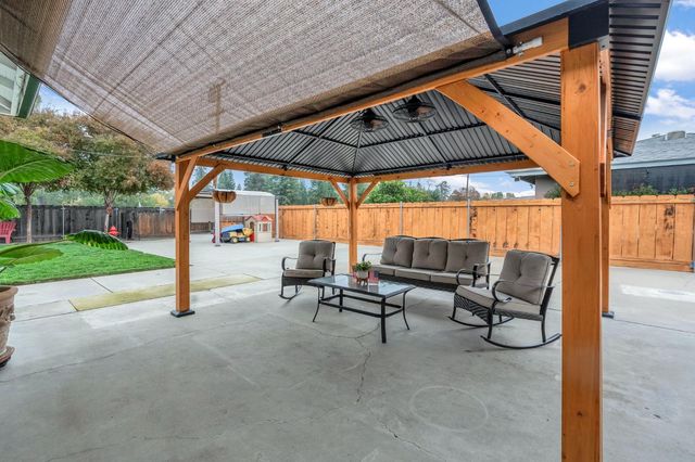 1313 De Cesari Avenue, Madera, CA 93637