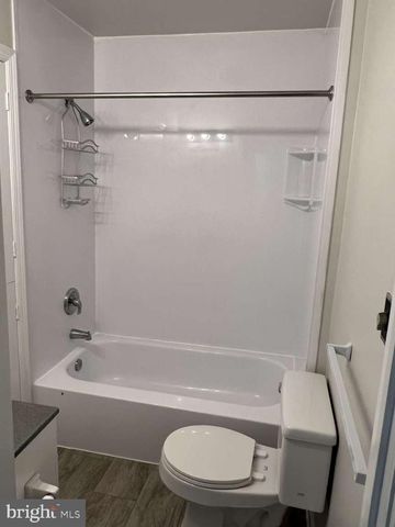 141 E ORANGE ST, Elizabethtown, PA 17022