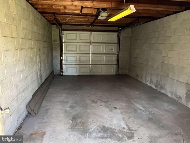 141 E ORANGE ST, Elizabethtown, PA 17022