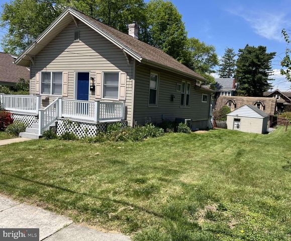 141 E ORANGE ST, Elizabethtown, PA 17022
