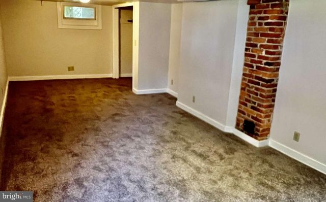 141 E ORANGE ST, Elizabethtown, PA 17022
