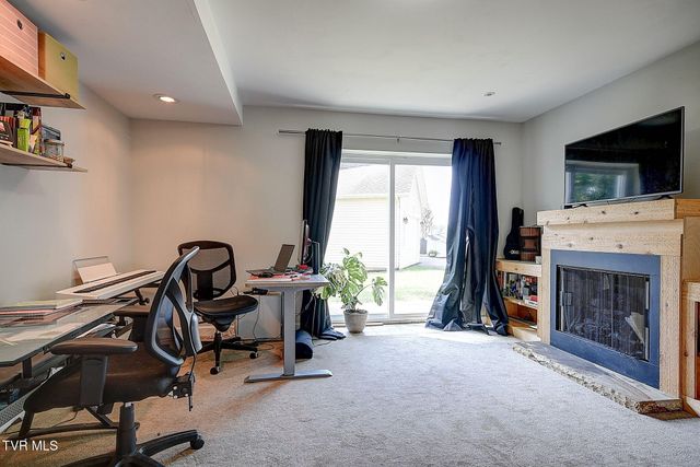 317 Henrys Lane, Bristol, VA 24202
