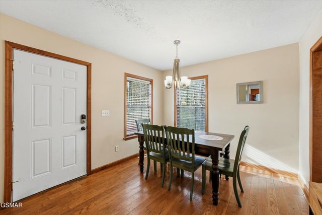 2813 Forrest Way, Pigeon Forge, TN 37863