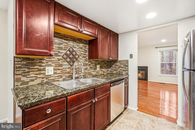 9040 ARMENDOWN DR, Springfield, VA 22152