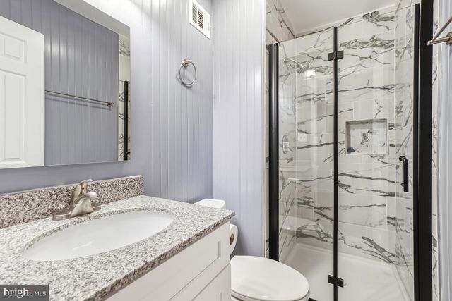 9040 ARMENDOWN DR, Springfield, VA 22152