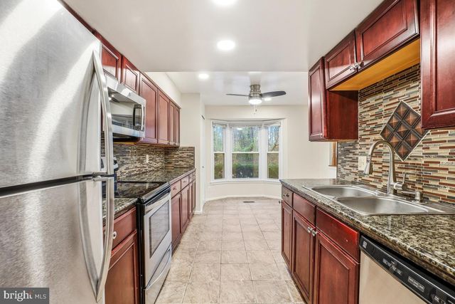 9040 ARMENDOWN DR, Springfield, VA 22152