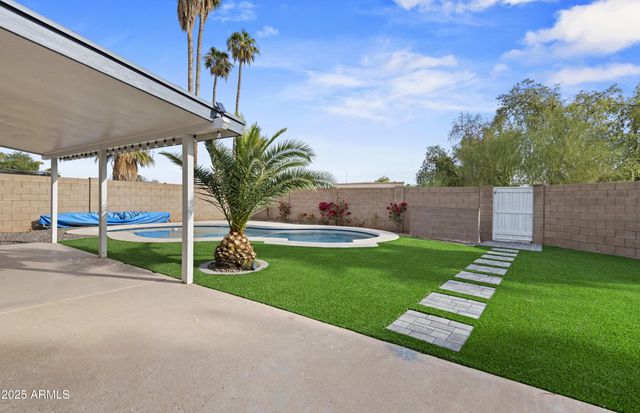 11615 N 30th Street, Phoenix, AZ 85028