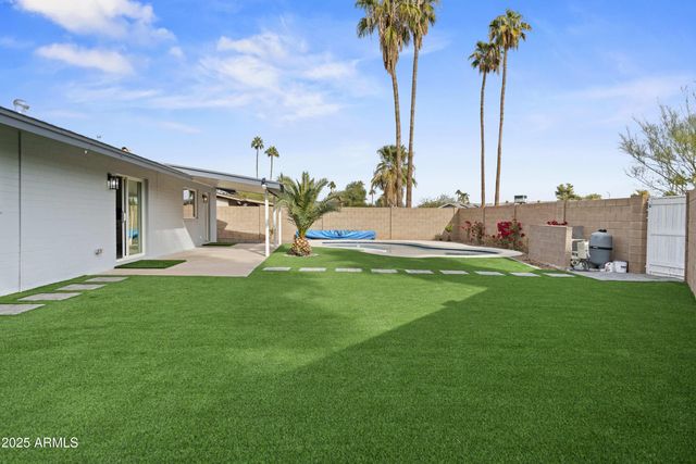 11615 N 30th Street, Phoenix, AZ 85028