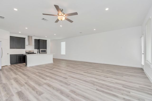 12312 Maria Heights, Houston, TX 77047