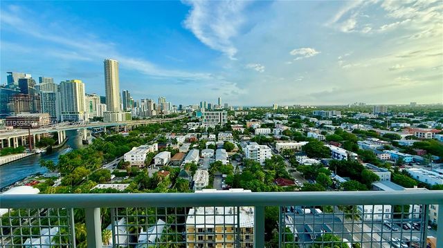 10 SW South River Dr PHI06, Miami, FL 33130