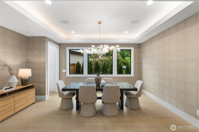 2202 102nd Place SE, Bellevue, WA 98004