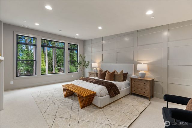2202 102nd Place SE, Bellevue, WA 98004