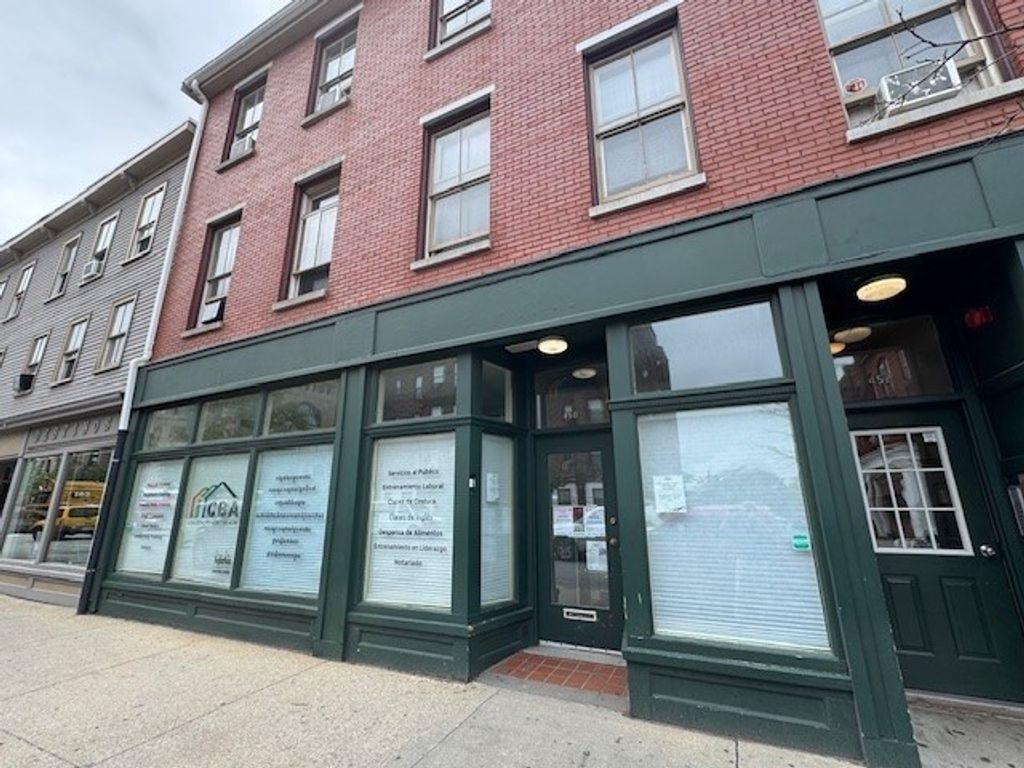 450 Merrimack St, Lowell, MA 01852