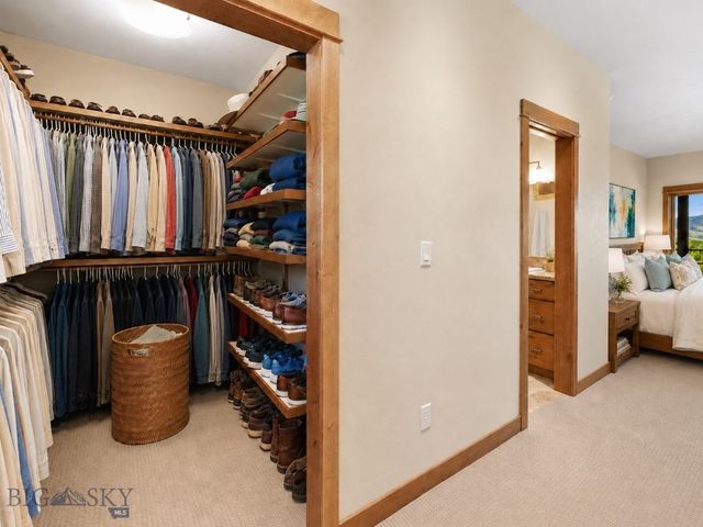 303 S Big Elk Meadow Road, Gallatin Gateway, MT 59730