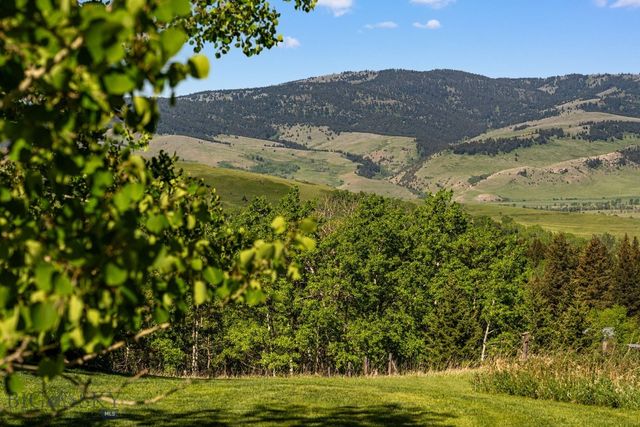 303 S Big Elk Meadow Road, Gallatin Gateway, MT 59730