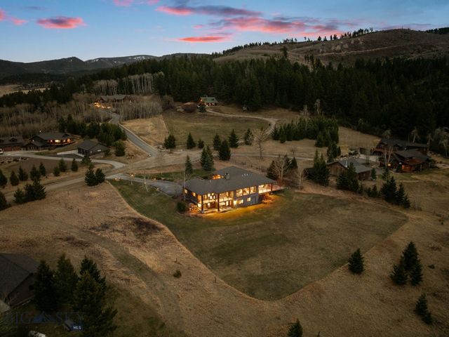 303 S Big Elk Meadow Road, Gallatin Gateway, MT 59730