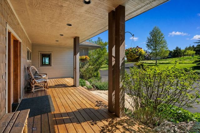 303 S Big Elk Meadow Road, Gallatin Gateway, MT 59730