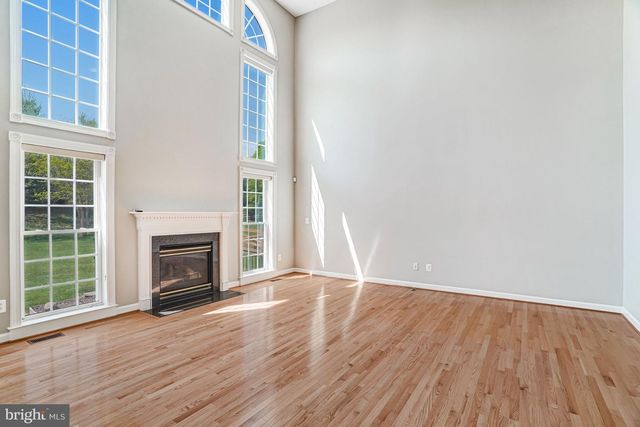 13071 INVERGORDON ST, Bristow, VA 20136